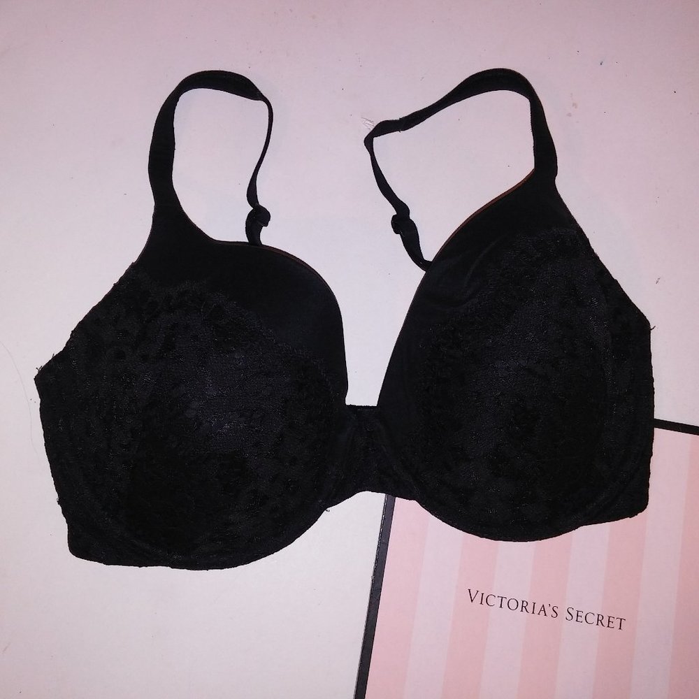 Victoria Secret Bra - Picture 1 of 4